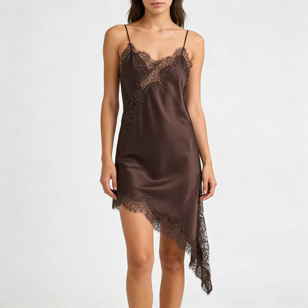 여름 신상 여성 드레스 새틴 레이스 슬립 섹시 비대칭 밑단 나이트가운 캐주얼 파티 드레스 Y2K 의류