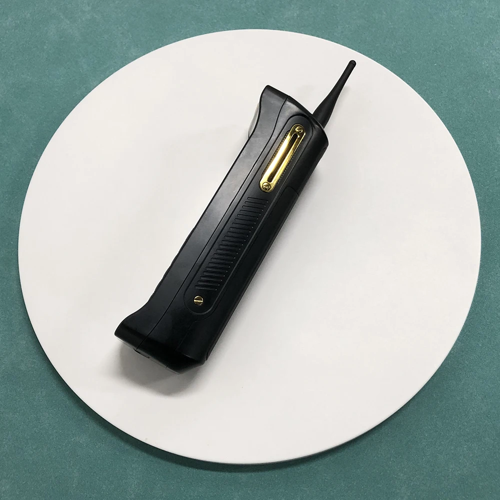 Ponsel pintar C10 LTE 4G layar sentuh, ponsel pintar Buka kunci suara keras kartu SIM ganda 2.6 inci Standby Super panjang