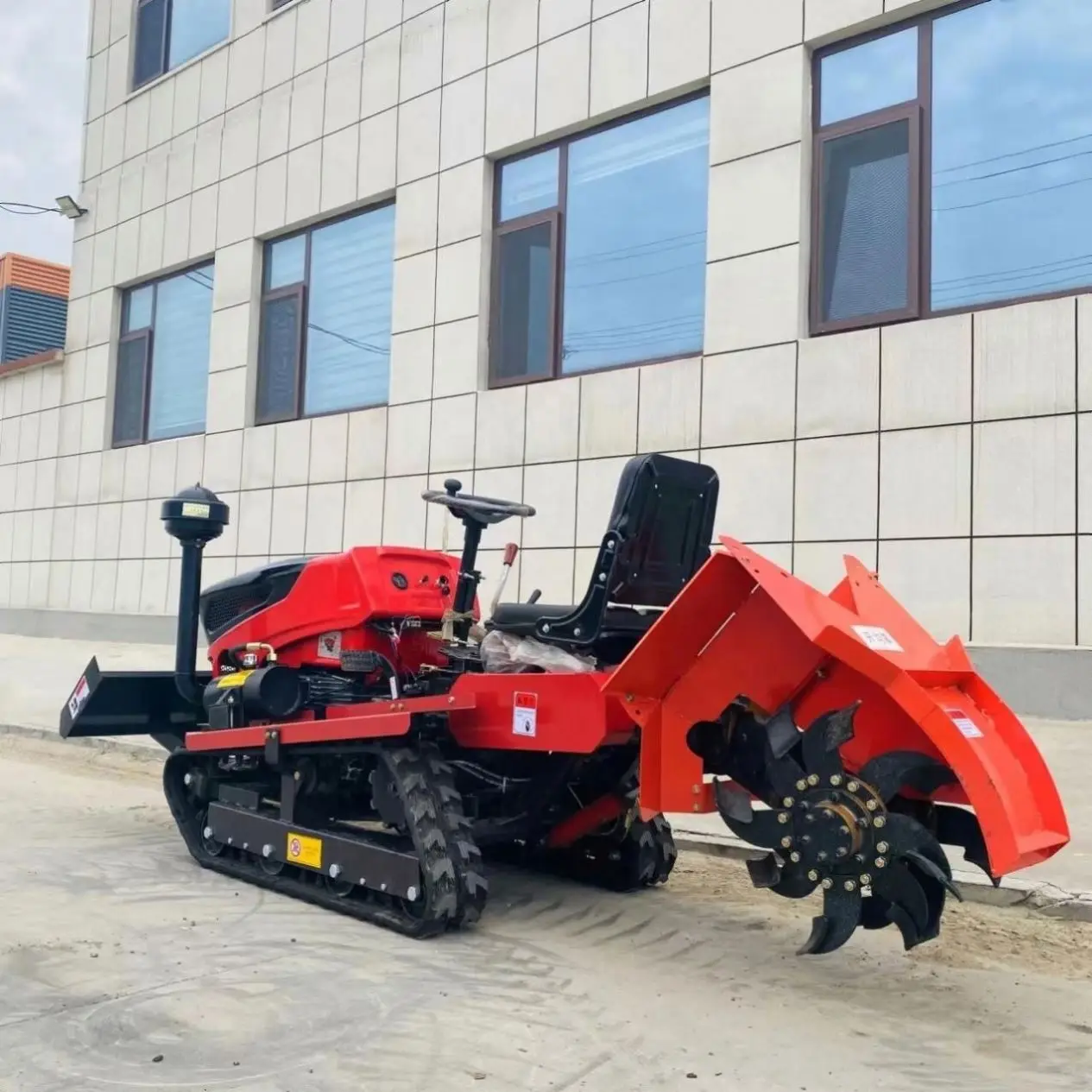 Hot Sale Mini 25Hp/30Hp/35Hp/40Hp/50Hp/80Hp Rotary Multi-Function Garden Cultivator Crawler Micro Tiller Factory Supply