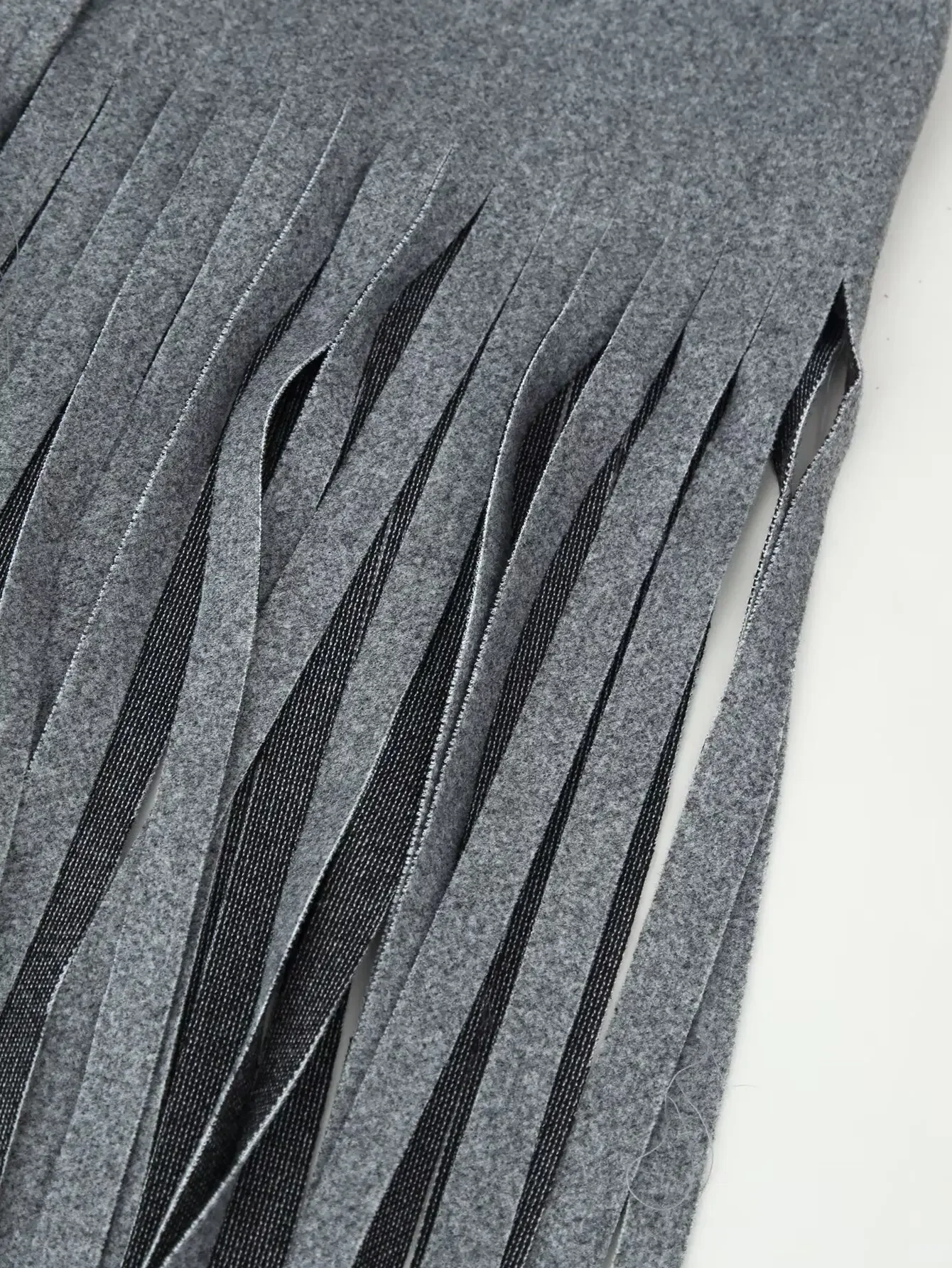 Modischer grauer Wollmantel mit Quasten für Damen, lässiger Revers-Mantel mit langen Ärmeln, doppelreihig, mit Taschen, lockerer langer Mantel, Damen-Outwear für den Alltag. – Detail 27