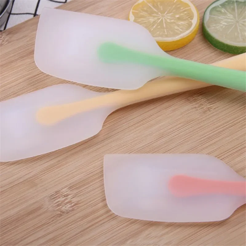 Baking Tools Spatula Integrated High Temperature Cake Cream Silicone Spatula Translucent Head Spatula Baking Tools Kitchen Tools