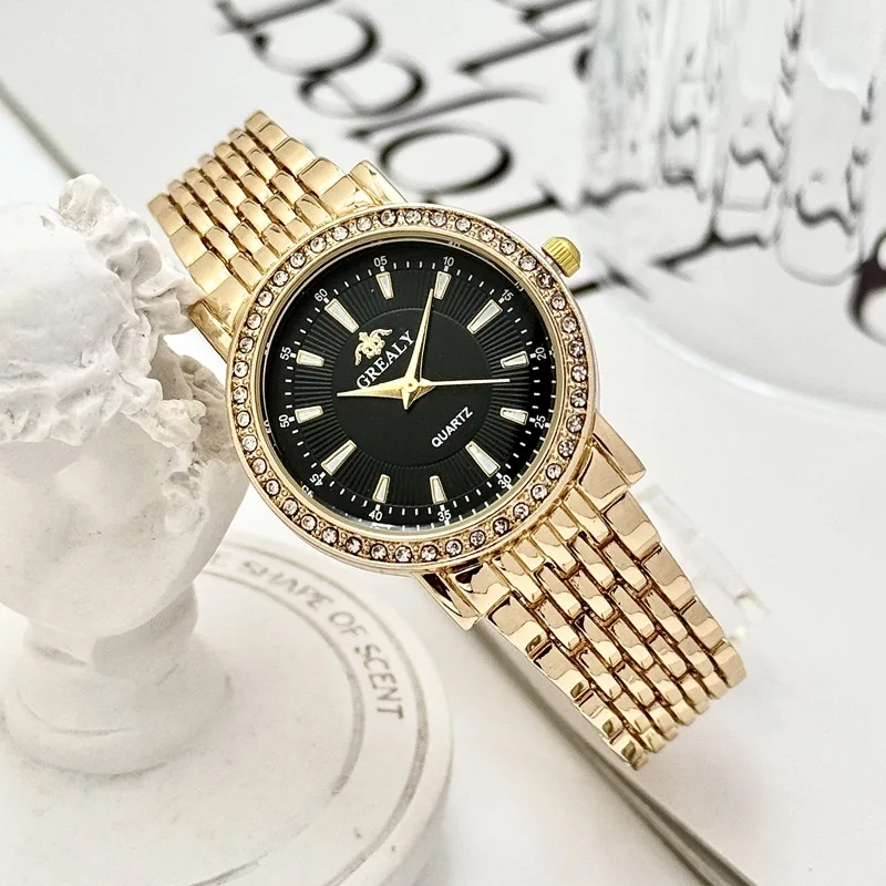 Women's Fashion Quartz Watch Night Light Watch New Women's Watch