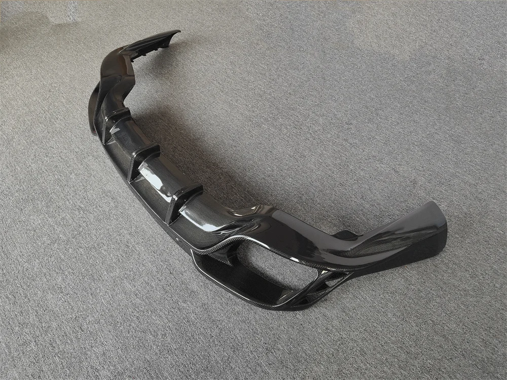 

Suitable for Porsche Panamera 971 modified car accessories, CM style carbon fiber rear diffuser