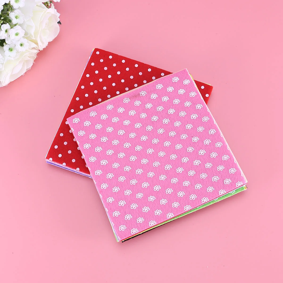 

20 Pcs Non-woven Handmade Materials Sewing Squares Nonwoven Scrapbook Fabric for Quilting