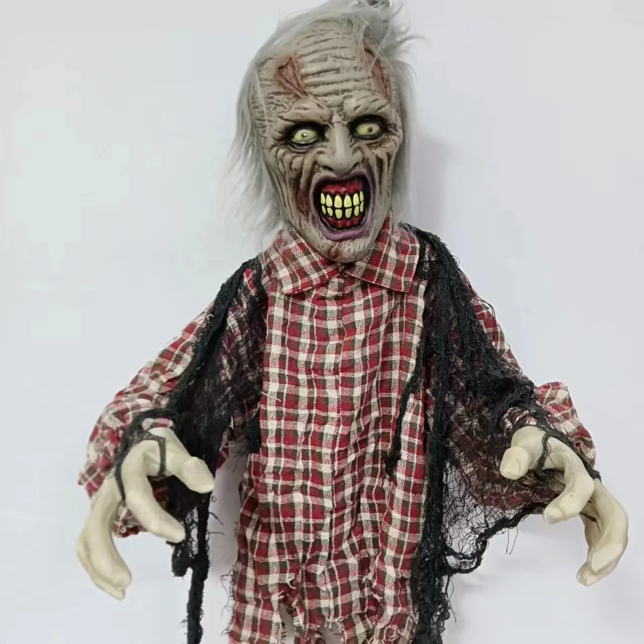 New Halloween Decorations Zombie Half Dummy Decorations Room Escape Haunted