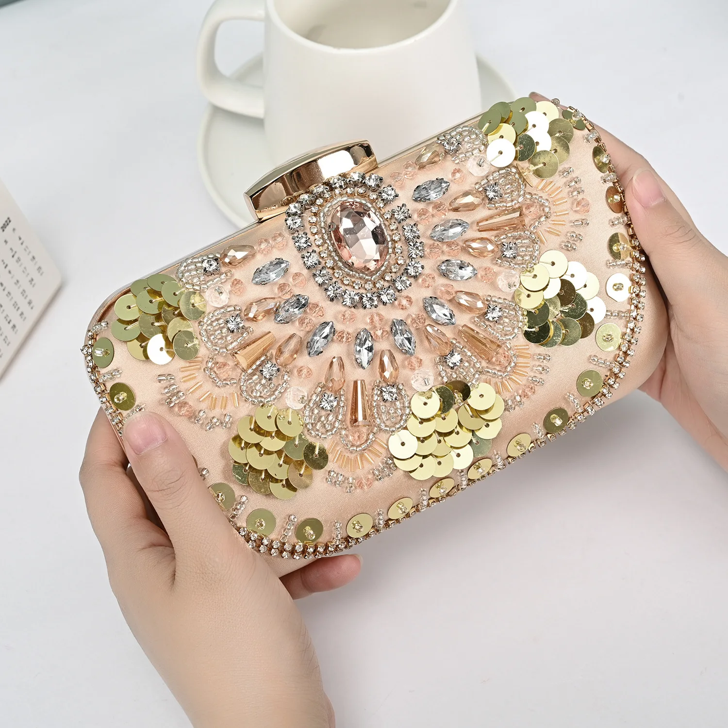 2023 Top Quality Women Sequins Clutch Wallets Beads Banquet Evening Bags Fashion Single Dinner Purse Drop Shipping