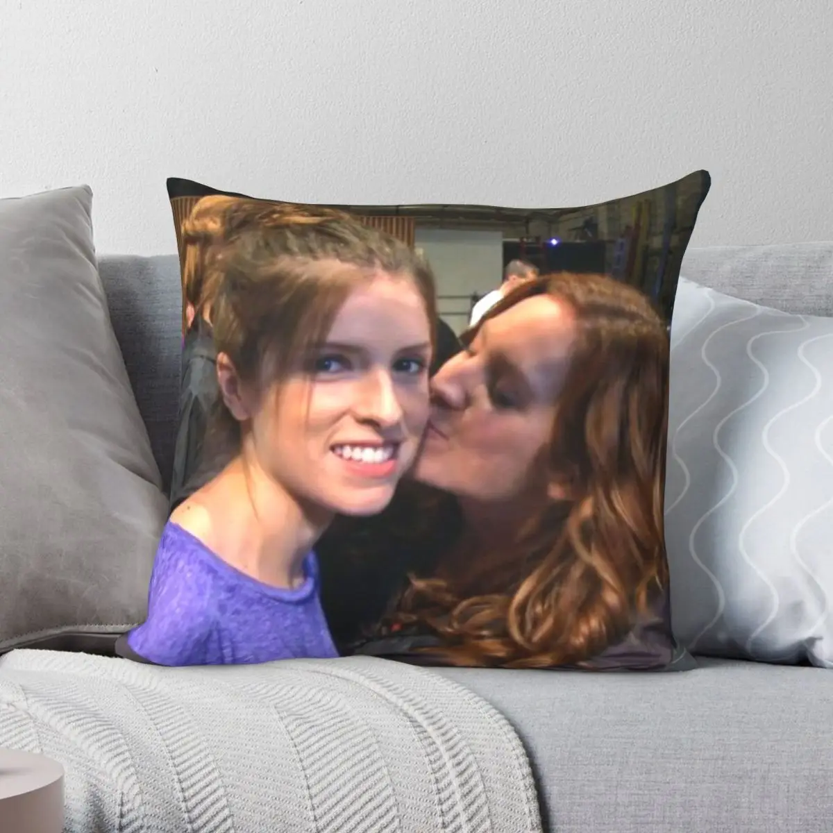 Sendrick Kiss Anna Kendrick Square Pillowcase Polyester Linen Velvet Creative Zip Decor Pillow Case Room Cushion Case