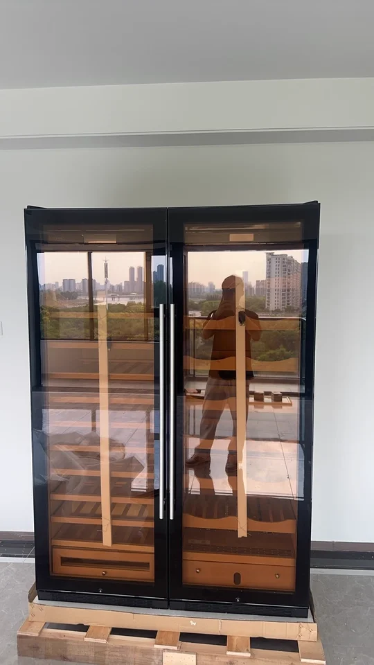 Thermostatic Wine Cabinet Frost Free Air-cooled Bar Fridge Wine Cabinet UV Resistant Glass Door Wine Cabinet image 5
