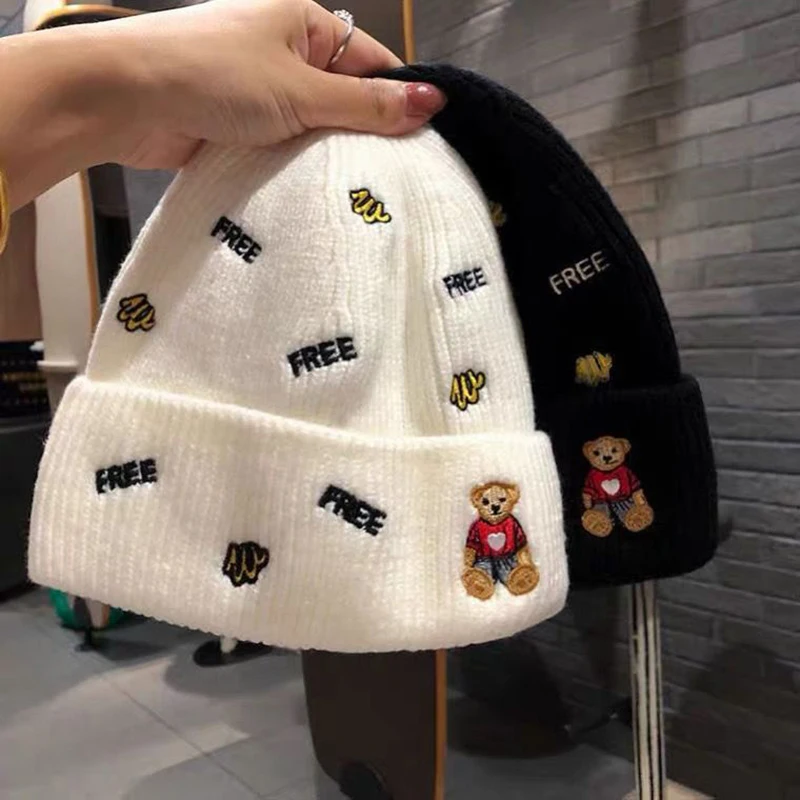 Fashion Korean Style Cartoon Bear Letter Embroidery Winter Warm Women Cute Knitted Hat Female Outdoor Sport Ski Cap Girl Beanie