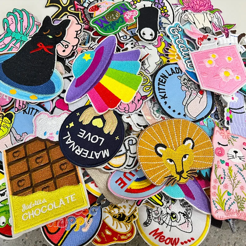 10/20/30/40/50PCS Random Mix Cartoon Iron On Patches for Clothing Decoration DIY Apparel Fabric Sticker Backpack Sewing Applique