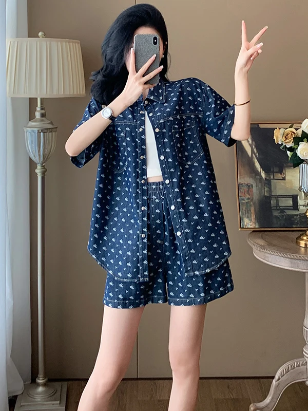 

Повседневный спортивный комплект в гонконгском стиле, женский летний комплект с синей рубашкой с короткими рукавами и короткими брюками, комплект из двух предметов, модный, молодежный