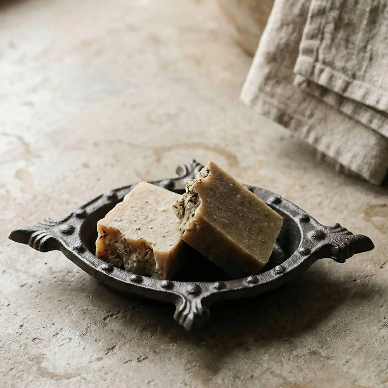 Decorative Cast Iron Soap Dish Rustic Look Soap Tray Hand Crafted Display for Bathroom or Sink