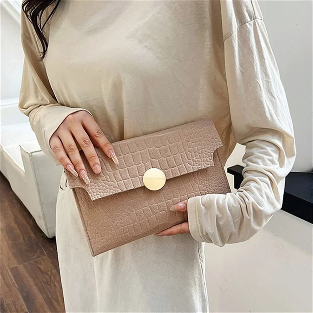 Casual Ladies Clutch Bag 2024 New Minimalism Handheld Envelope Bags Felt Indentation Handbag Solid Color Business Women's Bag