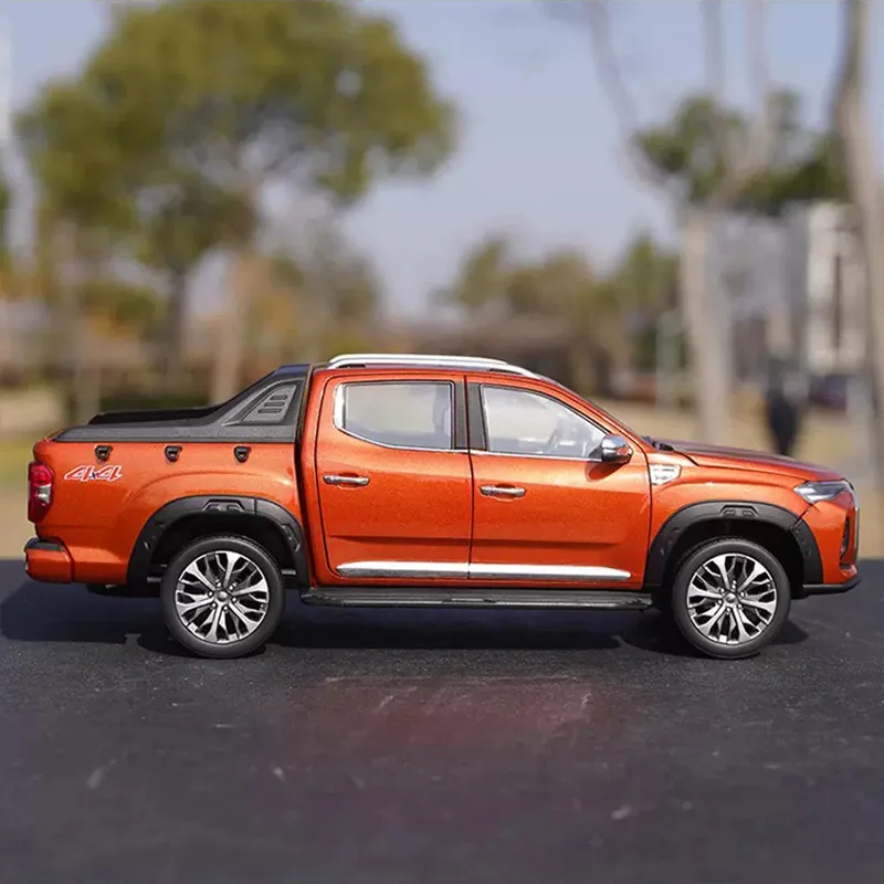 1:18 Scale MAXUS T90 Pickup SUV Alloy Car Model Collection Ornaments