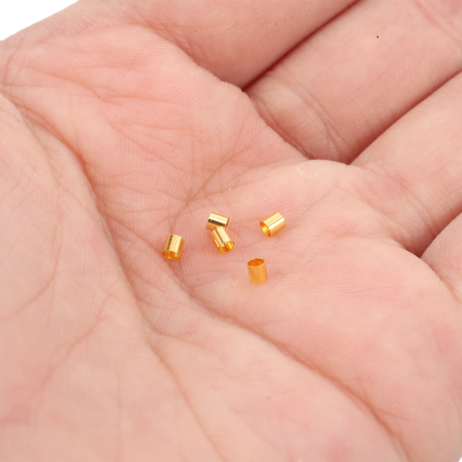 500 قطعة أنابيب تجعيد النحاس لصنع المجوهرات قبعات نهاية الحبل خزر عازل معدني المشبك نصائح Diy بها بنفسك لوازم الحرفية قلادة سوار