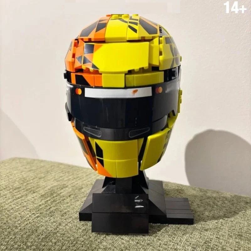 Image of Moc für Erwachsene, kompatibel, 793 Teile, Lando Norris Helm, berühmter Rennfahrerhelm, Bausteine, Modellspielzeug, Geburtstagsgeschenke