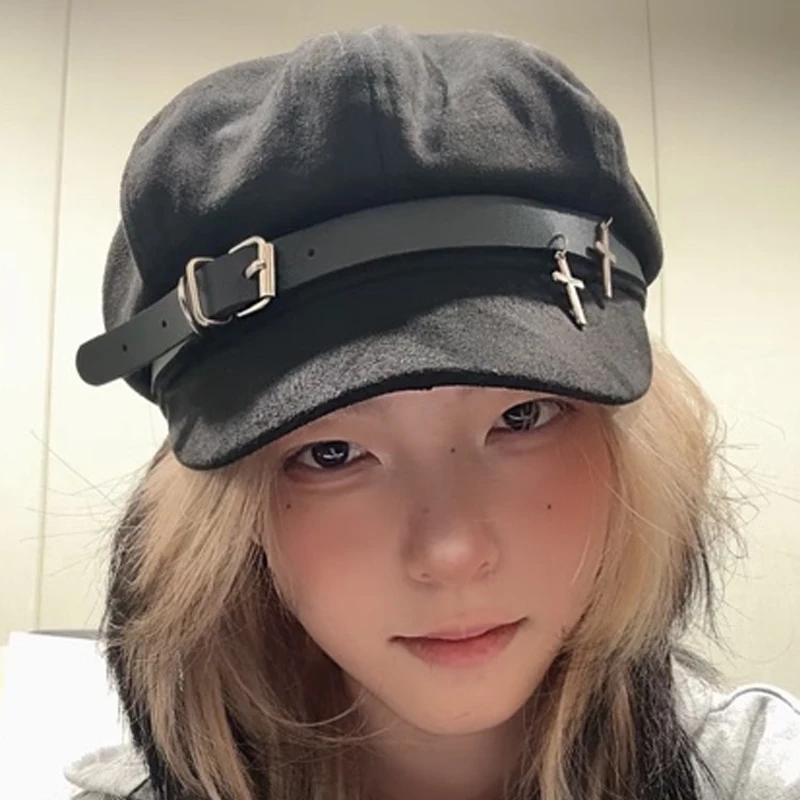 

Women Harajuku Gothic Beret Hats Cap Y2K Girl Metal Cross Punk Cap Handmake Decorative Fashion Autumn Japanese Hats Decorative