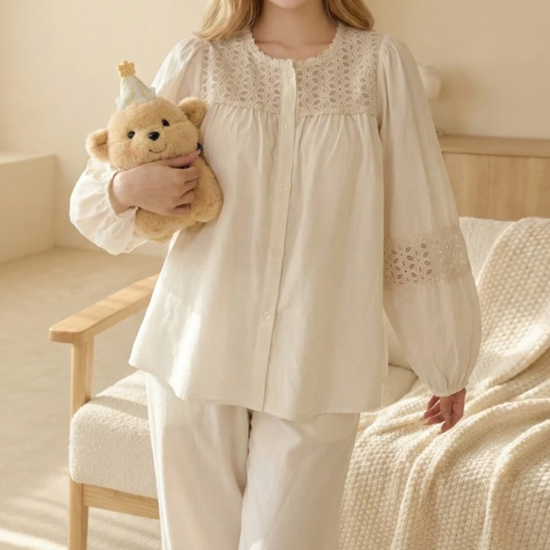 

Однотонный хлопковый пижамный комплект для женщин 2026: Элитный французский домашний костюм с круглым вырезом, длинными рукавами и брюками