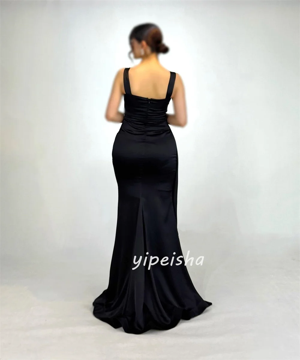 Abiti lunghi personalizzati con cinturino per spaghetti a sirena con pieghe di strass in jersey classico di alta qualità personalizzati Abiti da cerimonia su misura abbinati