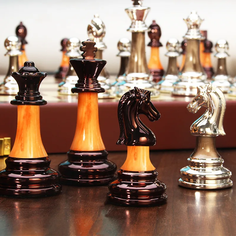 Luxury European Retro Chess Game Set, Acrylic Chess Pieces, Wooden Chessboard, Gift Box Packaging