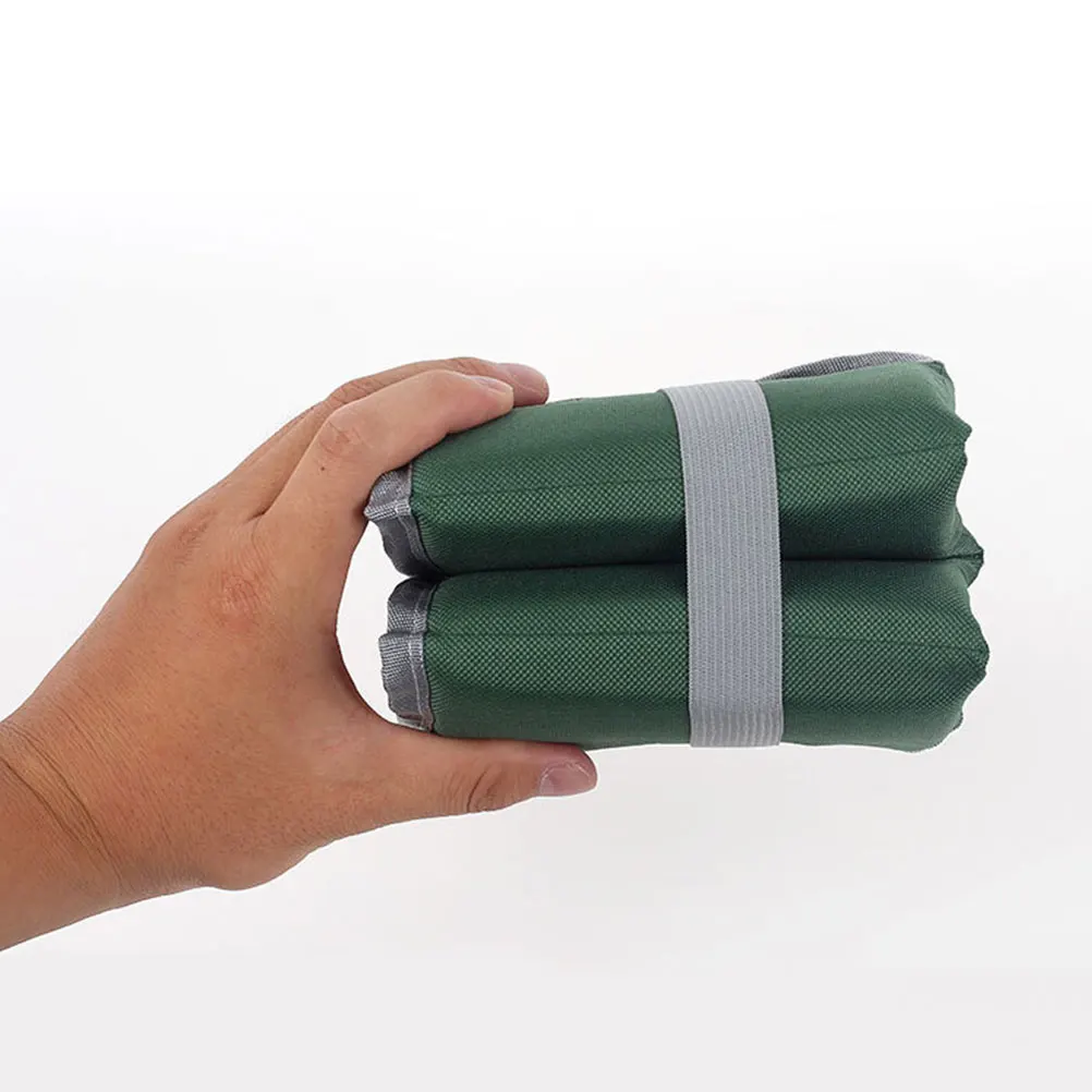 

2pcs Camping Seat Cushion Foldable Moisture-proof 600D Oxford Cloth Thickened Outdoor Picnic Mat for Hiking Beach