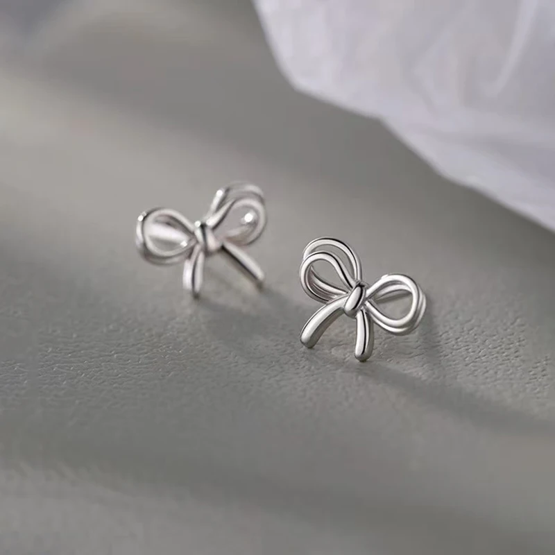 

925 Silver Needle Hollow Bowknot Mini Stud Earrings For Women Classic Party Fine Jewelry Small Niche Luxury Accessories