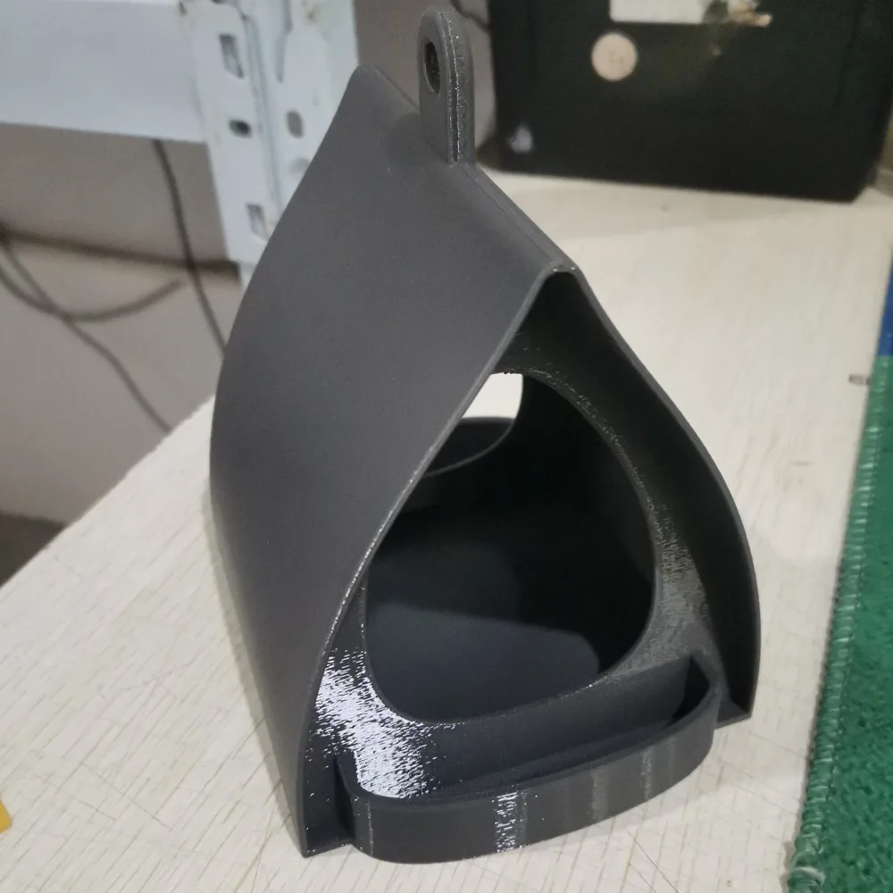 

Large Capacity Hanging Bird Feeder Rain-Resistant Roof Plastic Birdhouse Top Hook Decorative Hummingbird Feeder Outside Garden