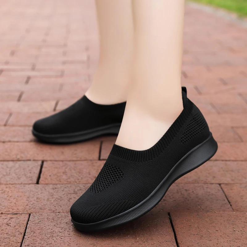 New Mesh Breathable Sneakers Women Breathable Light Slip on Flat Casual Shoes Ladies Loafers