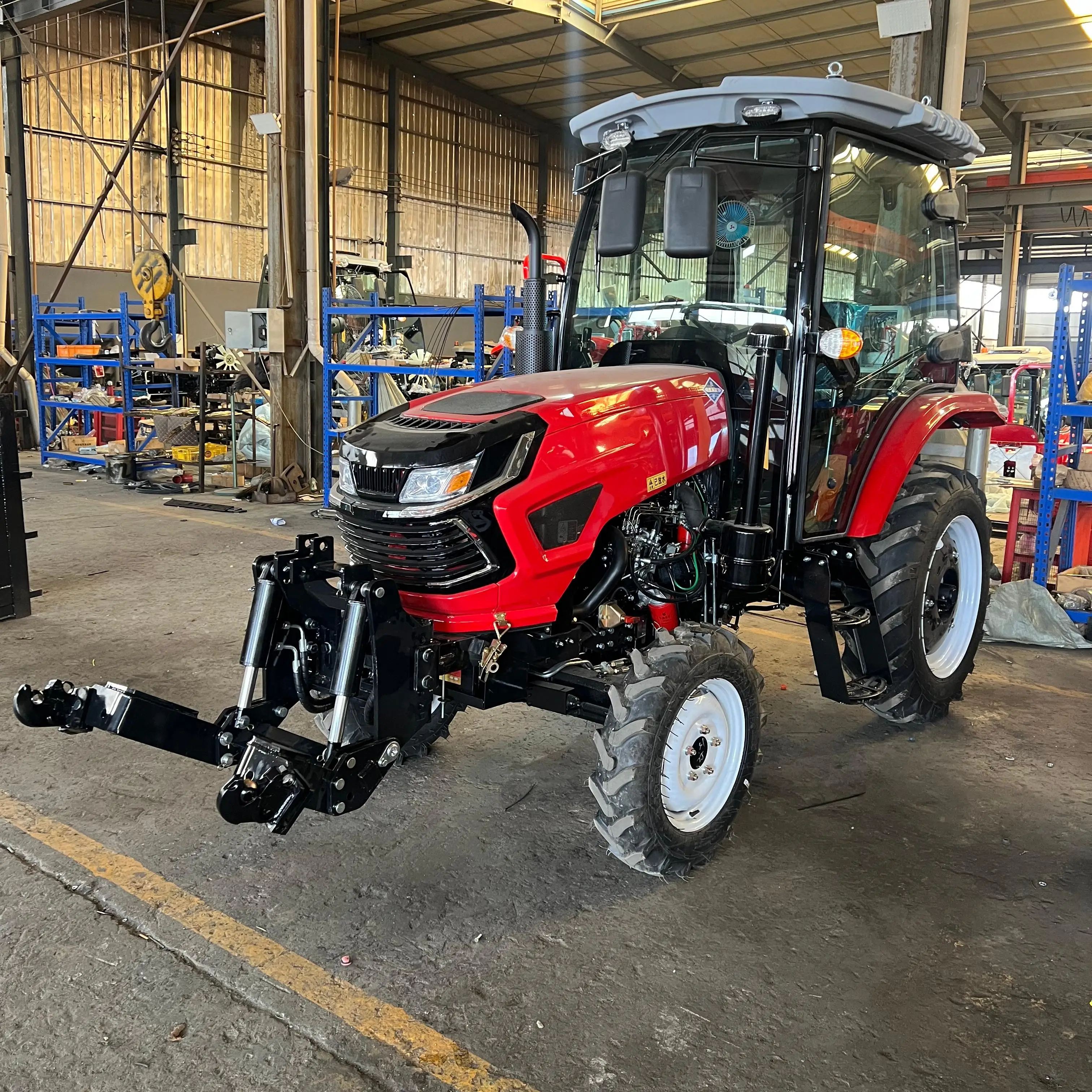 4WD 4X4 70 HP agricultural tractor with cab, hydraulic front suspension, compact agricultural tractor for agricultural operation