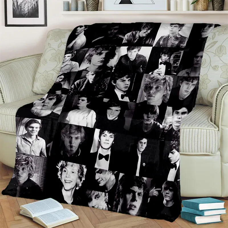 HD Actor Cute Evan Peters Movie TV Blanket,Soft Throw Blanket for Home Bedroom Bed Sofa Picnic Travel Office Cover Blanket Kids