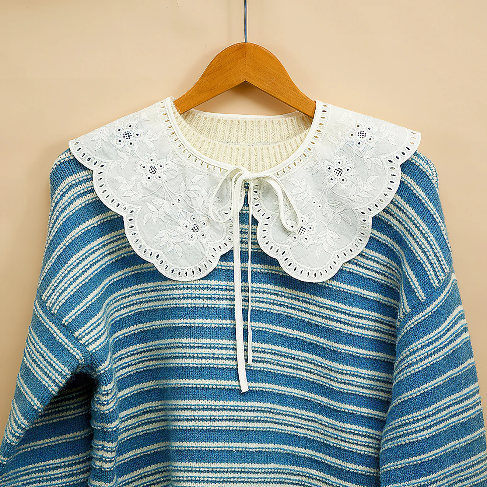 

Cotton Embroidered Lace Fake Collar Detachable False Collar for Women Shirt Blouse Dress Party School Accessories