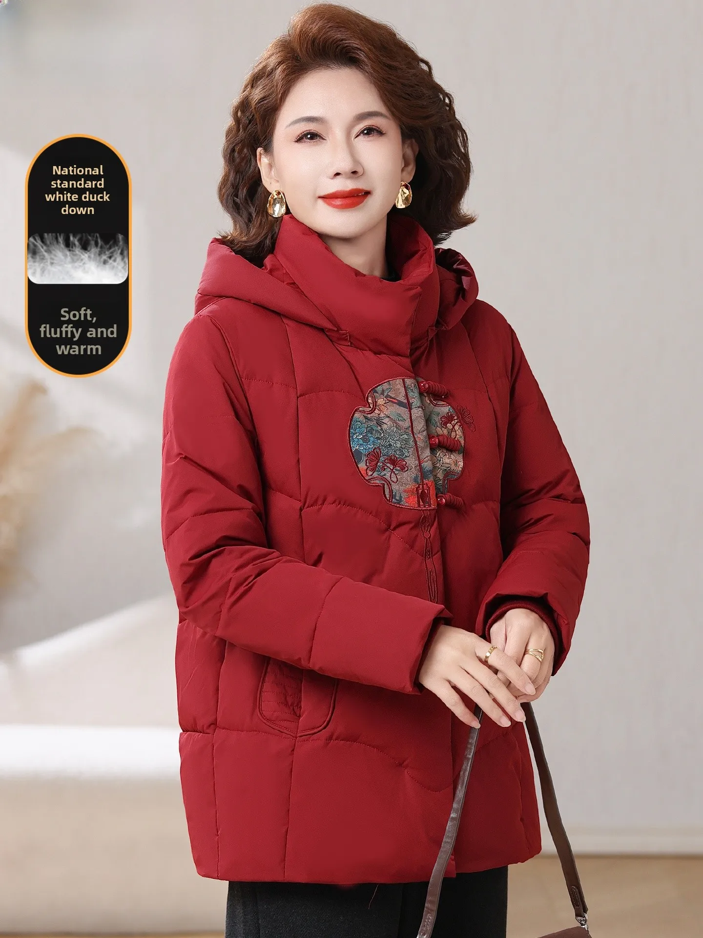 

Warm Lightweight down Jaet for 50 plus Women Autumn Winter Faionable Stand Fit Du down Filling Thiened ly Wom...