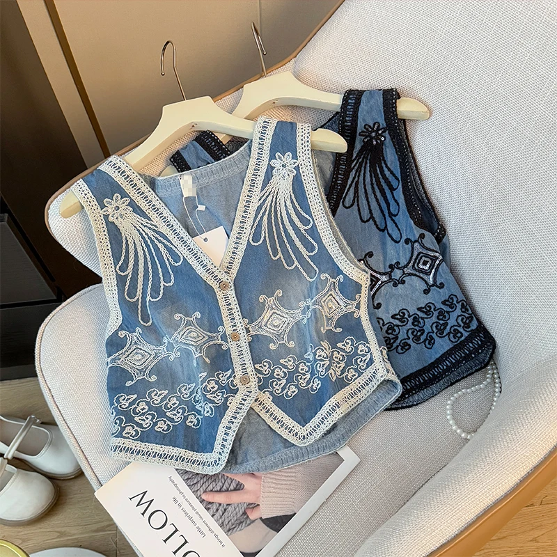 

Gagarich Bohemian Style Heavy Industry Embroidery Sparkling Sequin Vest Women Summer 2025 Loose Age Reducing Split Top