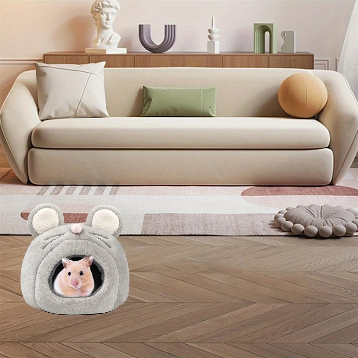 

Winter warm cabin bed nest with cute rodent design, suitable for hamsters, rodents, and squirrels