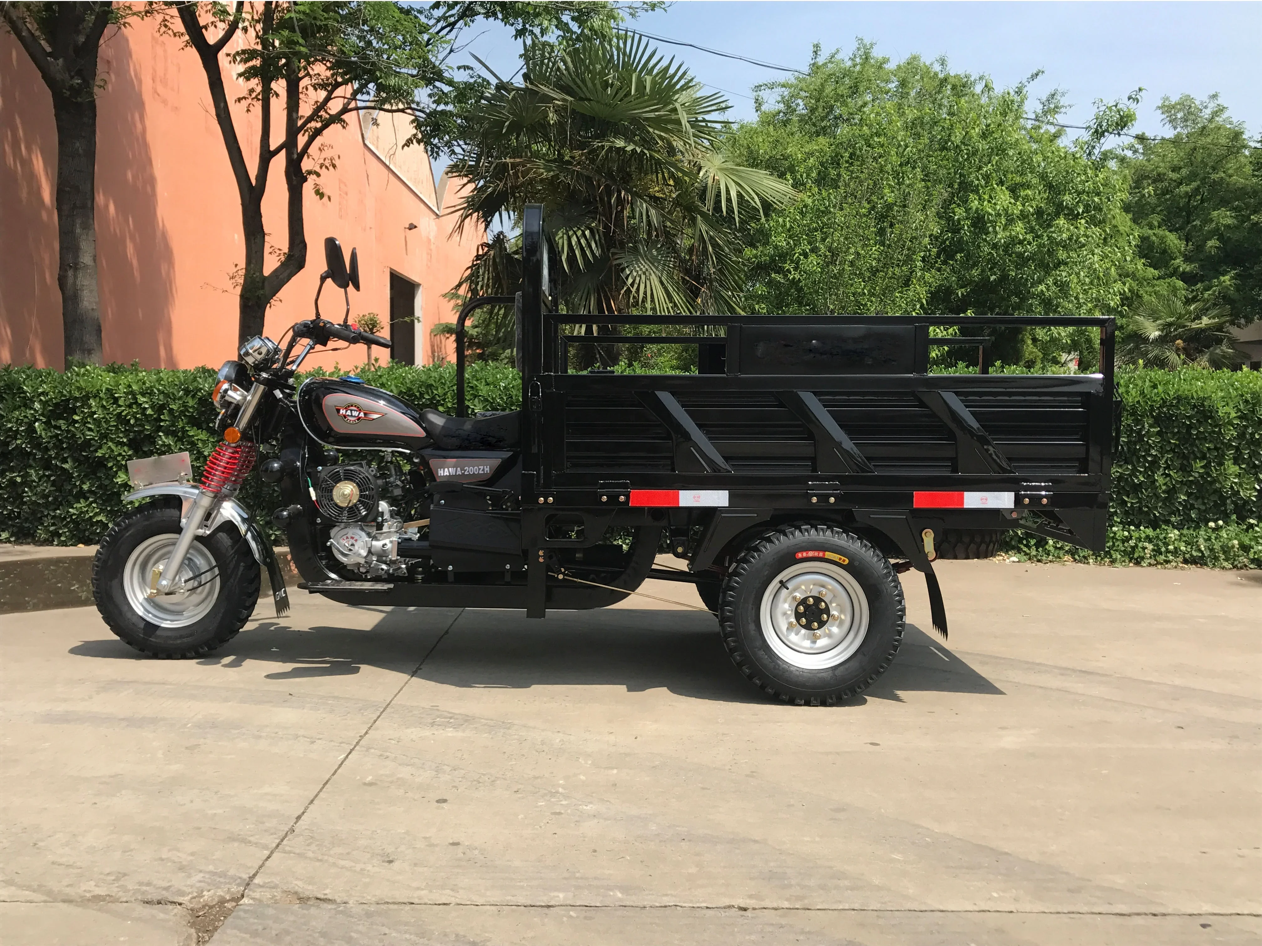 China4-Stroke Air Cooled Engine 200cc Gasoline Passenger Tricycle Egypt  Motor Tricycle For Sale Cargo Tricycle Motorcycle