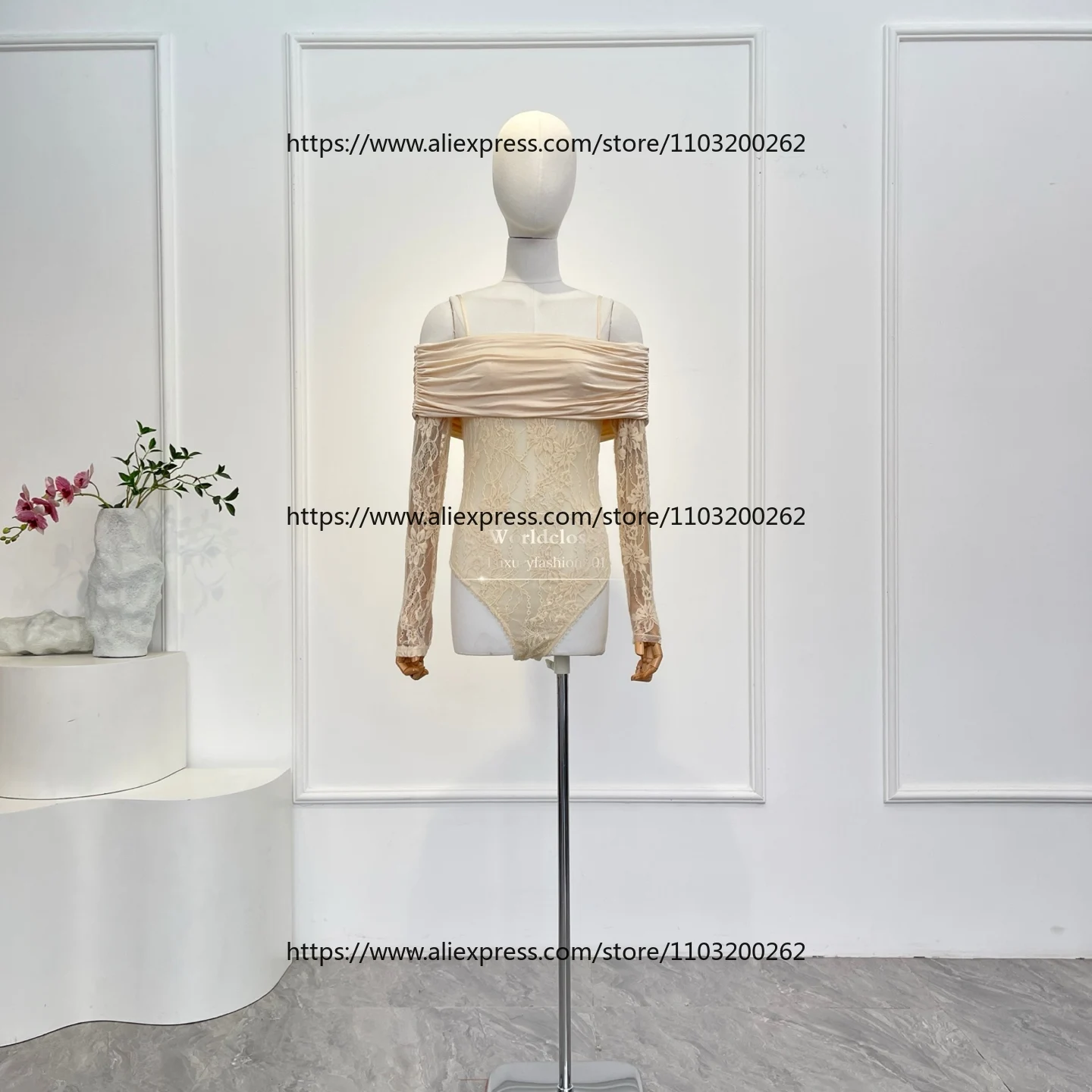 

Женский бежевый кружевной комбинезон с длинными рукавами и открытыми плечами, прозрачный, высокого качества, 2026