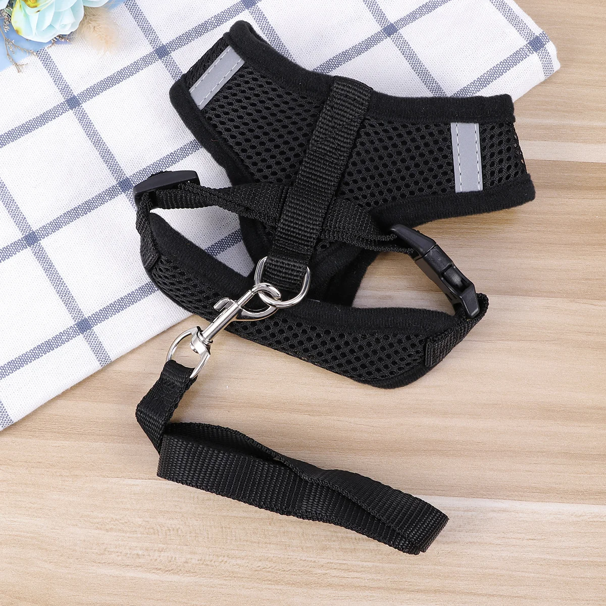 

Dog Harness Vest Mesh Adjustable Breathable Chest Back Strap Black Size M for Small Medium Dogs Puppies Pet Supplies