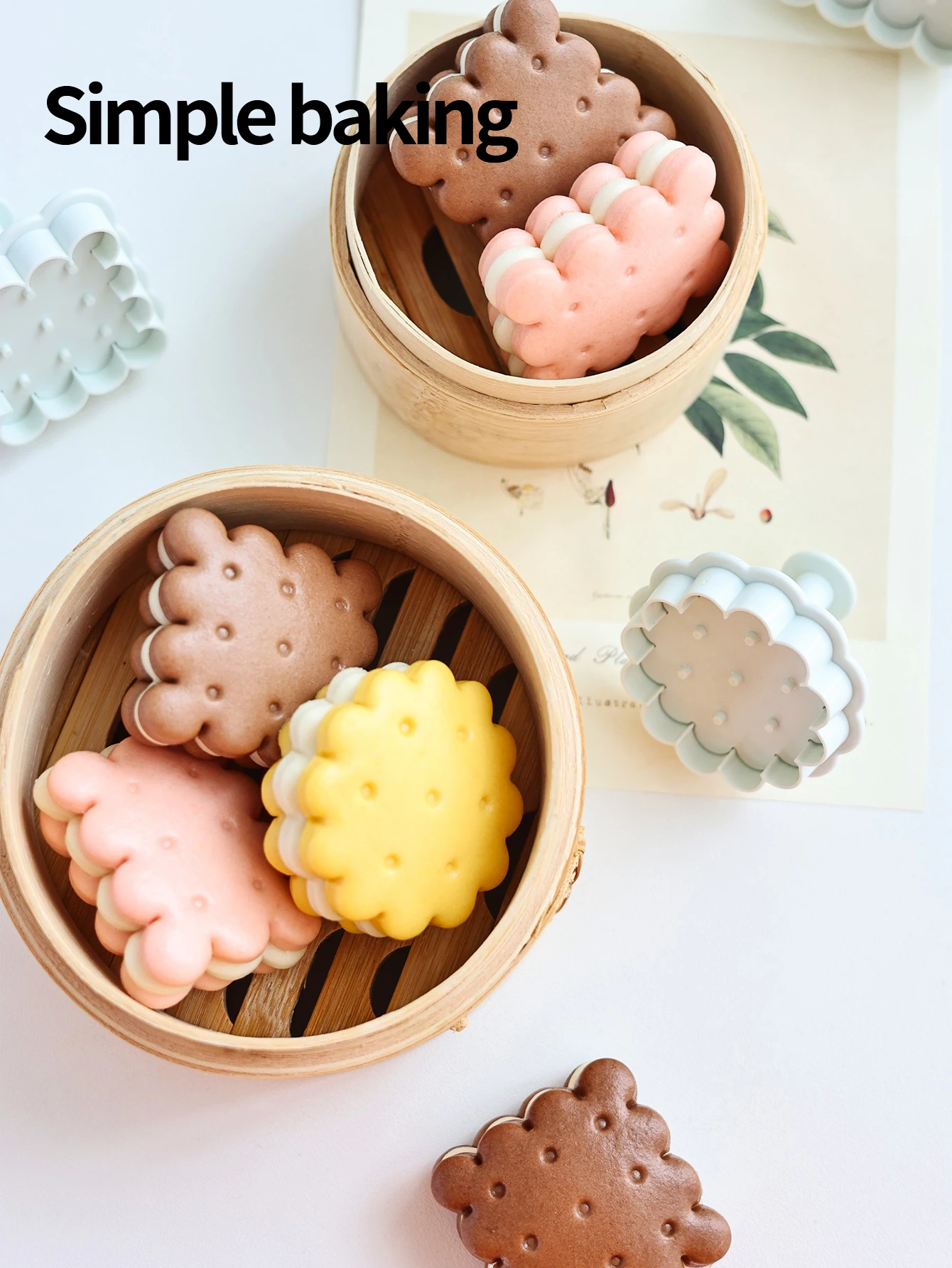 Antique Wave-Shaped Cookie Mold, Classic Bread Baking Tool, Hand-Operated Cookie Cutter. Suitable for Making Gift-Sized Snacks