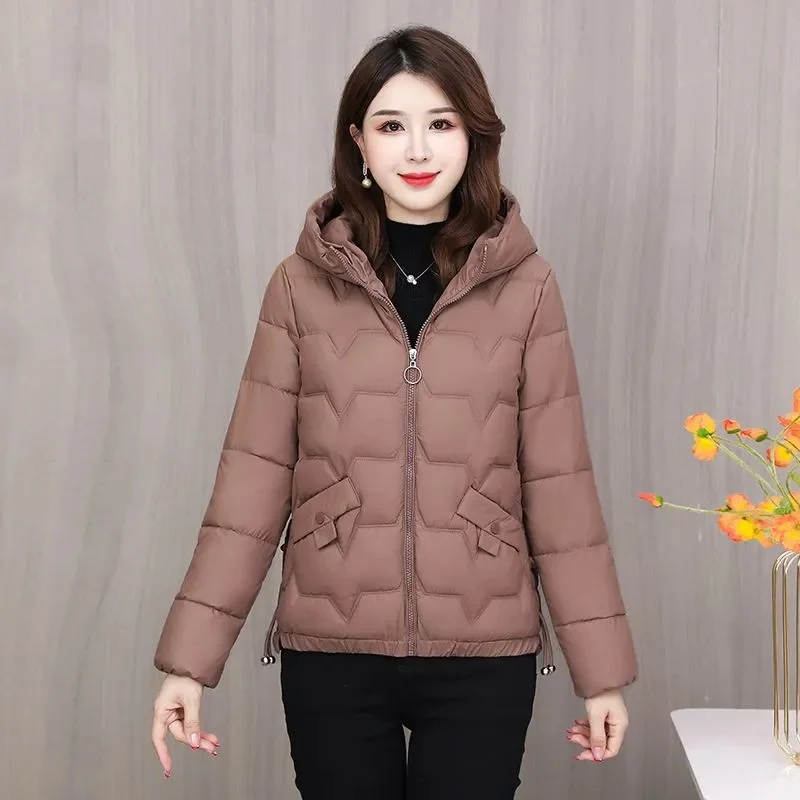 Warm Cotton Padded Coat Ladies 2025 Winter New Down Jacket Women Parkas Short Loose Cotton Jackets Hooded Outcoat Thick Overcoat