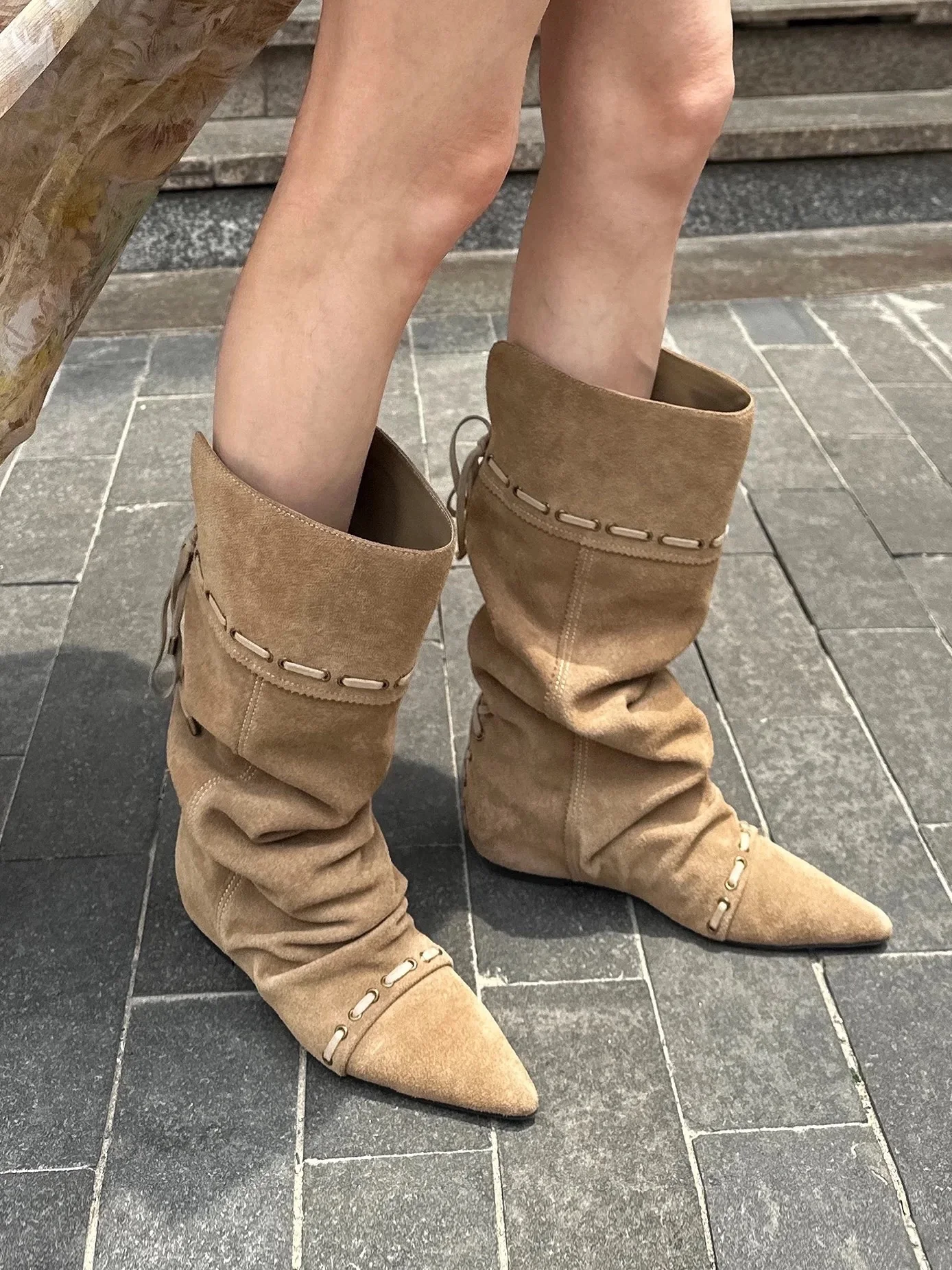 

Foldable Two-Way Pointed-Toe Knee-High Boots Versatile Pleated Stacked Biker Botines Niche Design Women's Botas Femininas