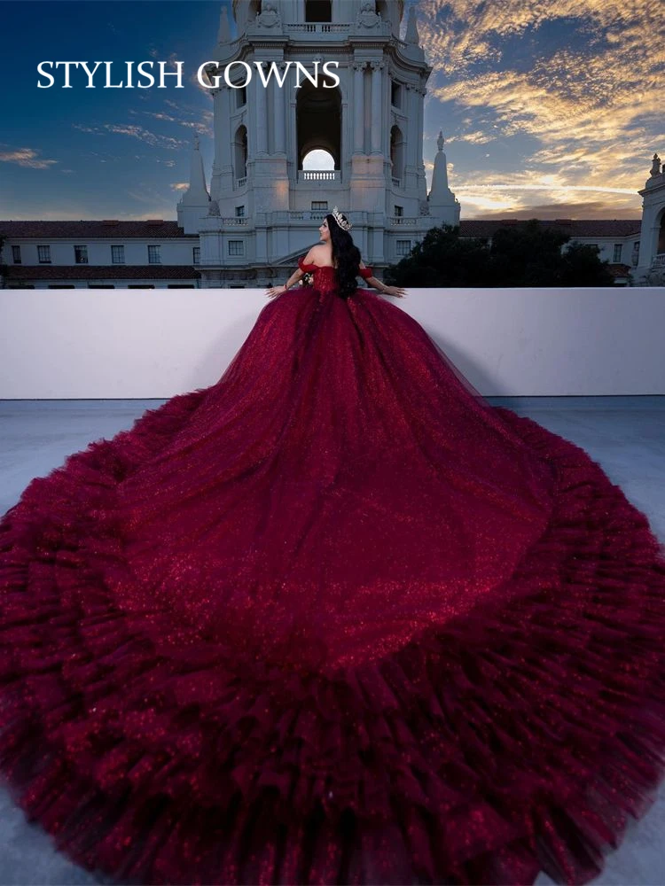 

Burgundy Off The Shoulder Ball Gown Quinceanera Dress Sweet 16 Dress Lace Appliques Ruffles Party Vestidos De 15 Años Corset