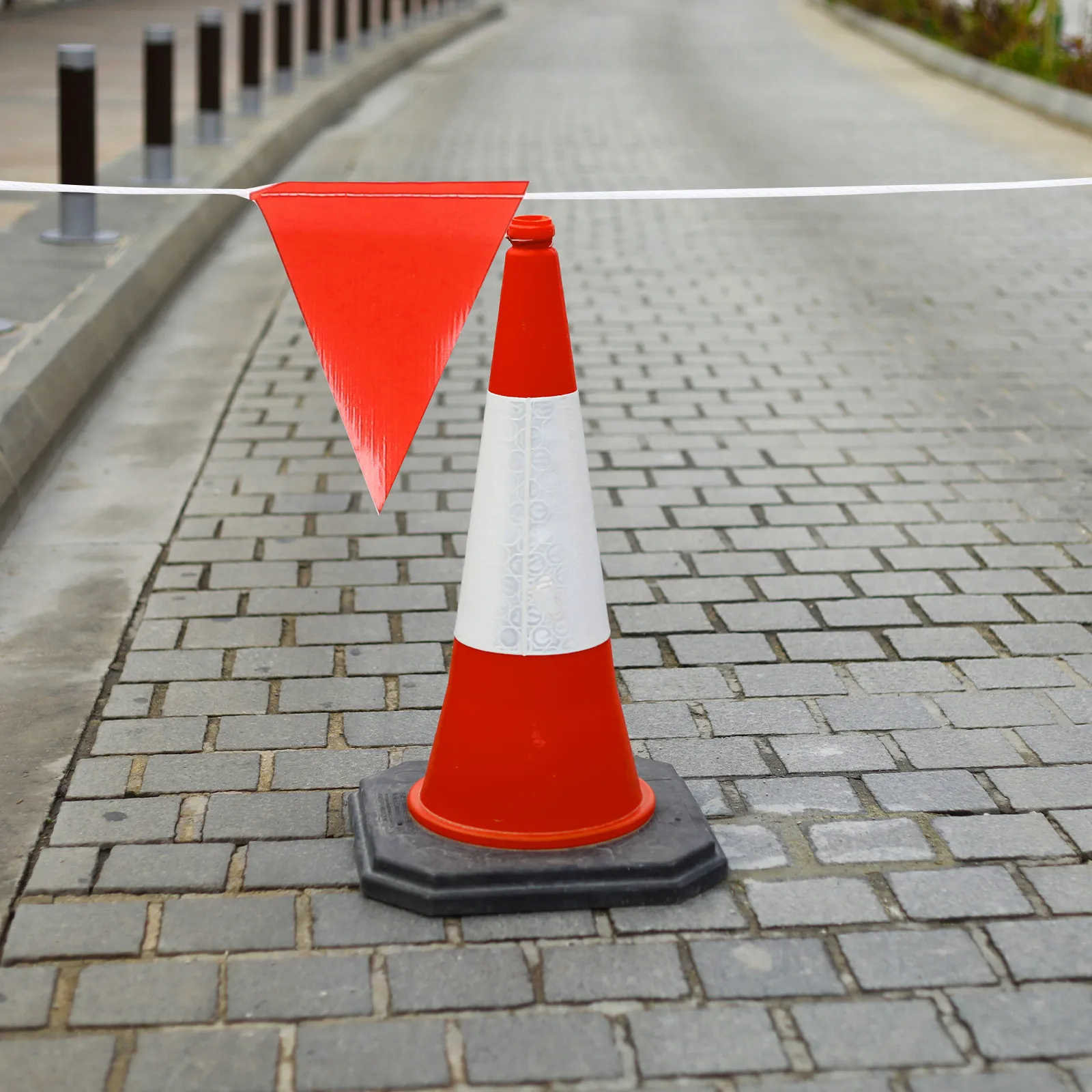 1-rotolo-di-bandiere-di-avvertimento-di-sicurezza-stendardo-di-precauzione-rosso-ad-alta-visibilita-segnalatore-di-confine-per-cantieri-striscione-di-sicurezza-perimetrale