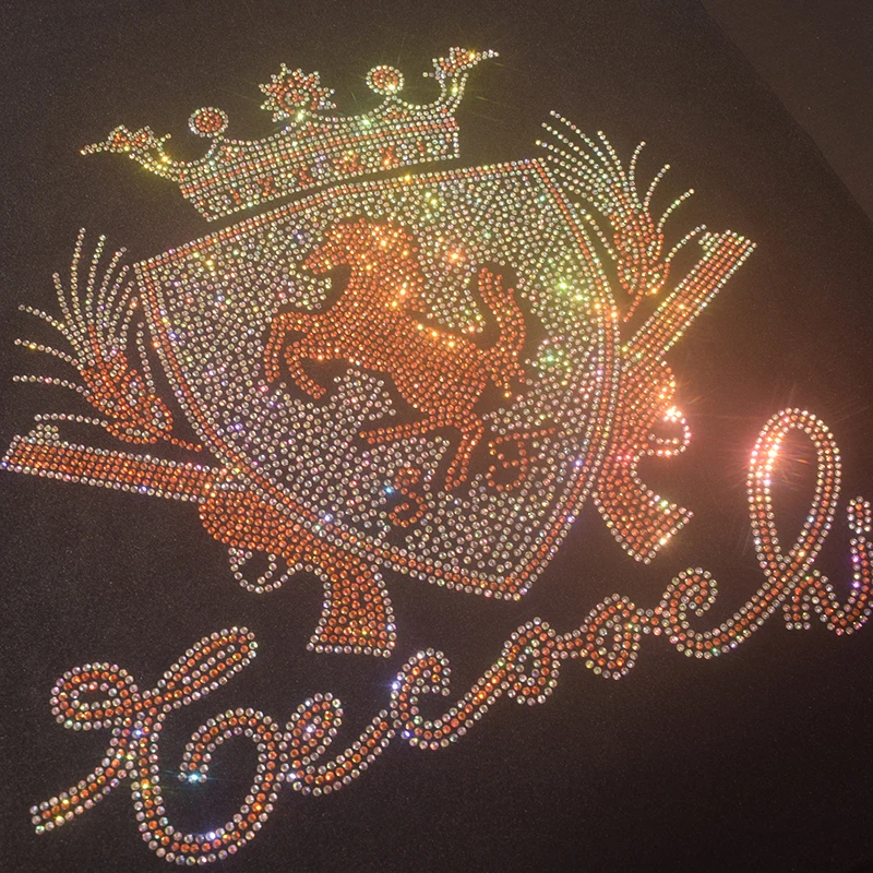 عالية الجودة DIY الحديد الماس الحصان نمط الكي تي شيرت، الدنيم والبلوز الملابس والاكسسوارات