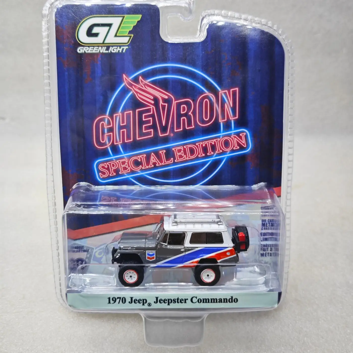 

Green Light 1:64 Chevron Special Edition Series 1-1970 Jeep Jeepster Assault Team And Off Road Componentscar Model Toys Gifts Co