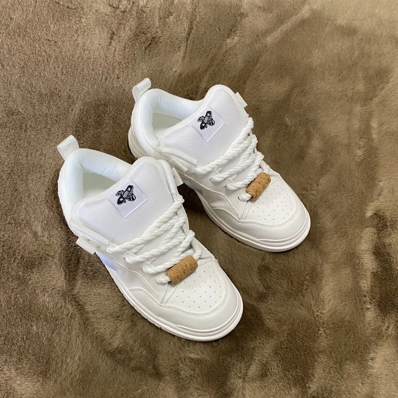 

Autumn and Winter Thick-Soled White Sneakers, Large Size Men's Simple Casual Shoes, Breathable Trendy Shoes, Versatile Casual Sneakers