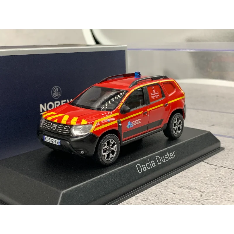 Diecast NOREV 1:43 escala Dacia Duster motor de bomberos policía coche en miniatura de aleación juguete coleccionable regalo recuerdo adorno de exhibición