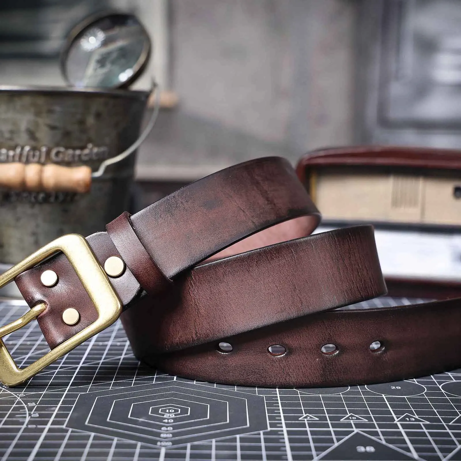 Vintage Echt leder Herren gürtel mit massiver Messings chnalle, hand gefertigte lässige Nadel schnalle verdicktes italienisches Rindsleder mit Geschenk box – Detail 14