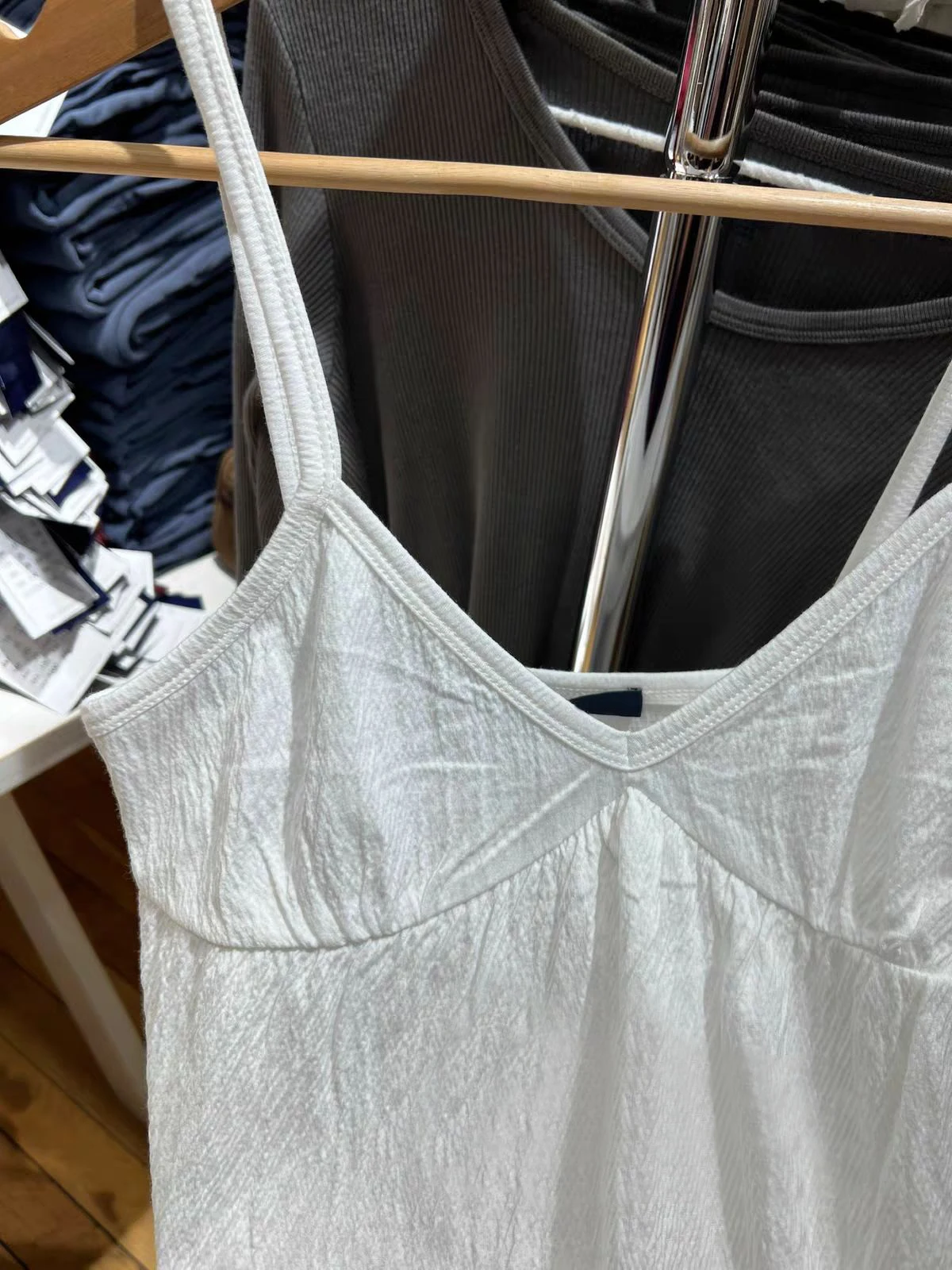 Elegancka teksturowana koszulka damska z falbankami na dole, seksowny letni top na ramiączkach z dekoltem w serek i odkrytymi plecami, bawełniana bluzka damska, biała, prosta, dopasowana, długa koszulka Y2k