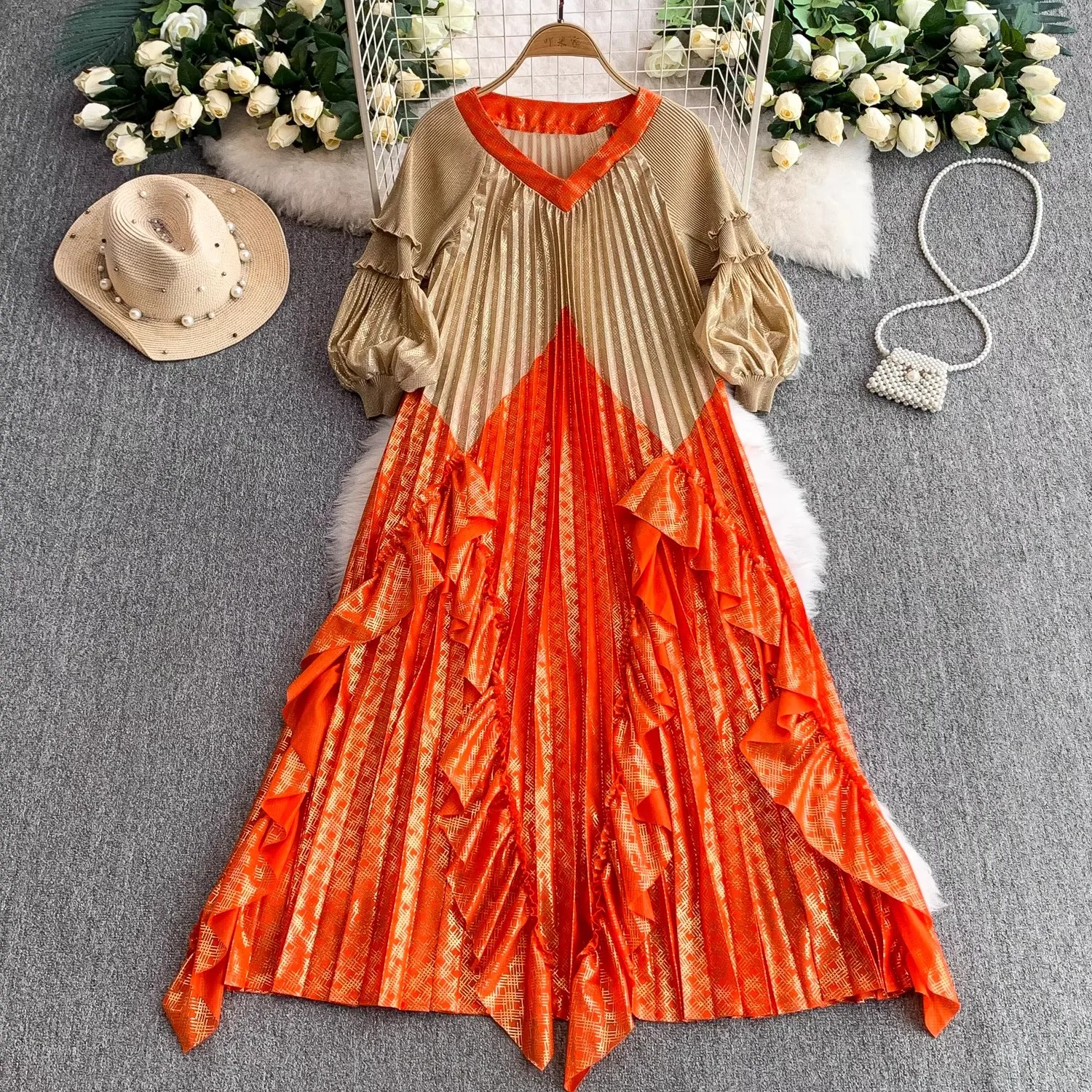 فستان مياكي فضفاض بطيات على شكل حرف a للنساء صيفي كبير الحجم على شكل حرف v مطبوع مرقع عالي التمدد وكشكشة طويلة