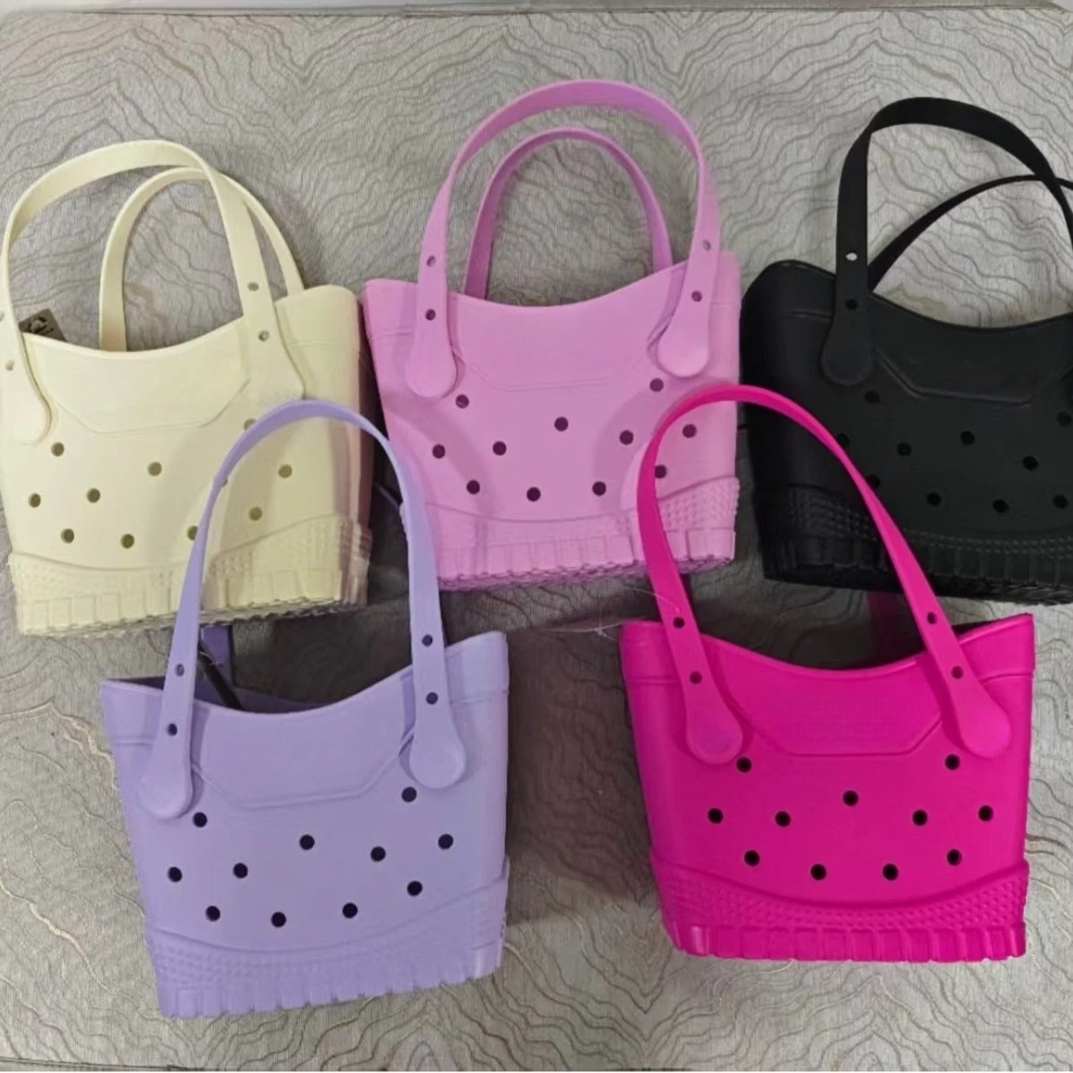 New Macaque Color Women Handbag EVA Beach Bag Waterproof Wear-resistant Hole Bag Lightweight Storage Modern Minimalist Bag Gift